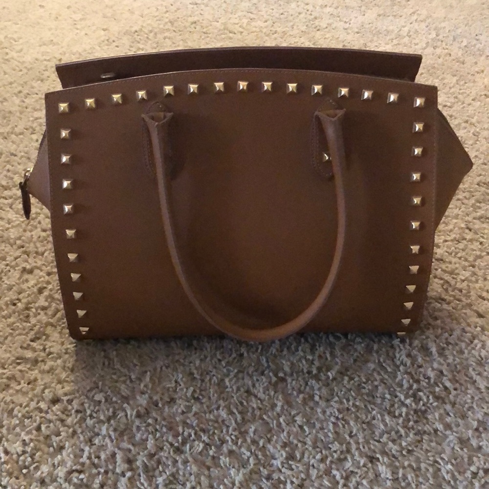 Brown leather handbag